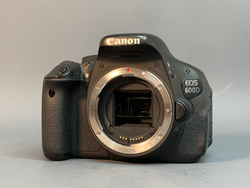 Canon EOS 600D 50.000 кадров