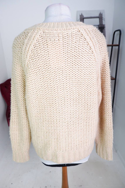 Свитер Mango свободного кроя, маркировка S, визуально на 44 размер