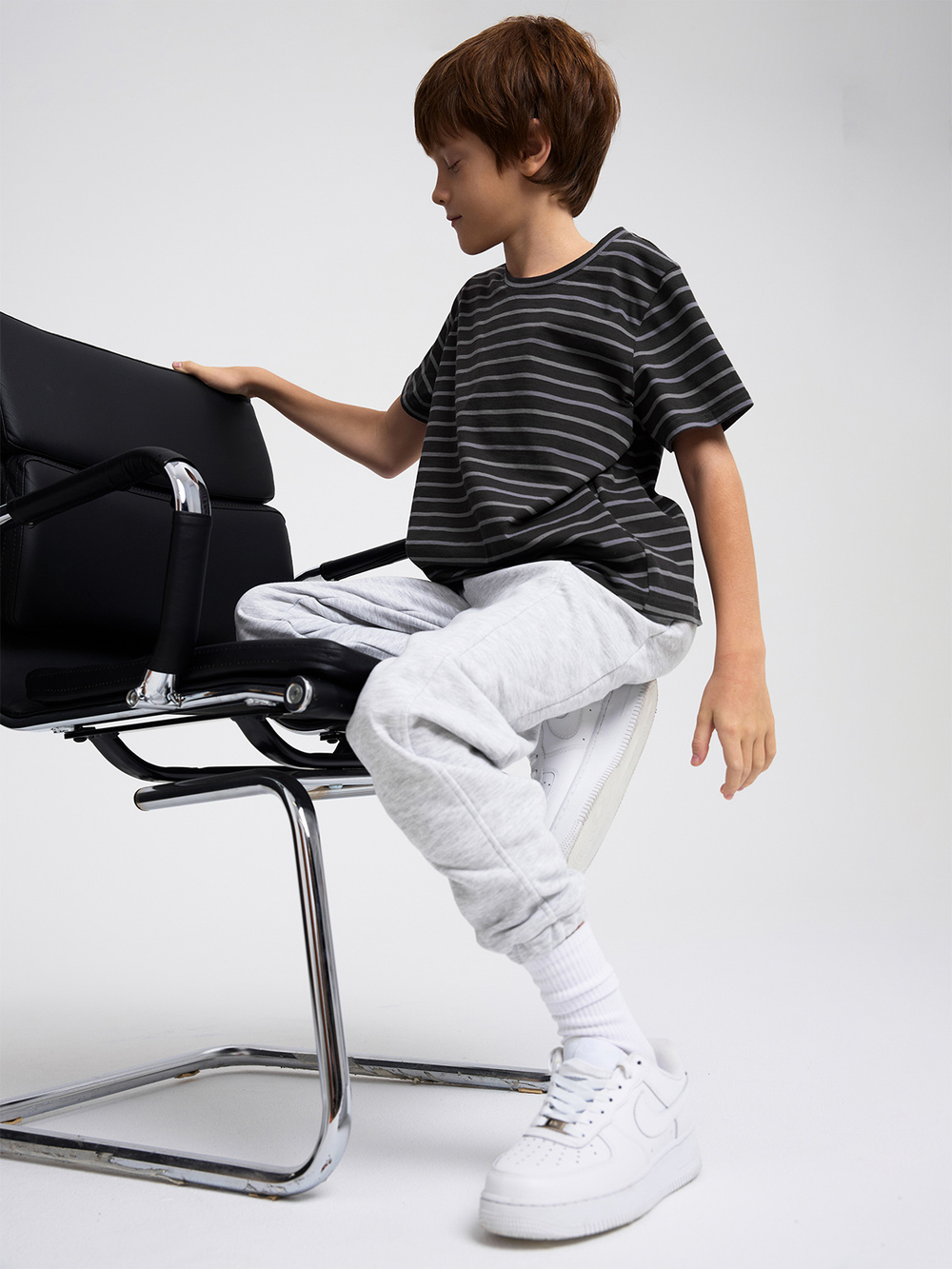 Футболка базовая Mjölk Anthracite Stripes