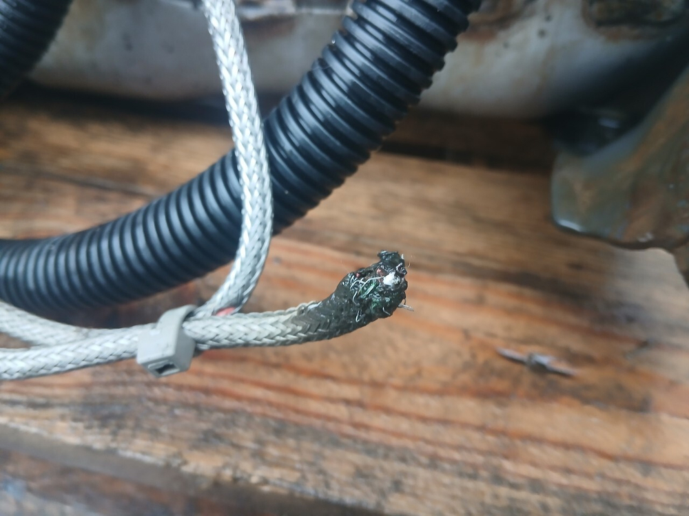 Глушитель основной 2016 г.