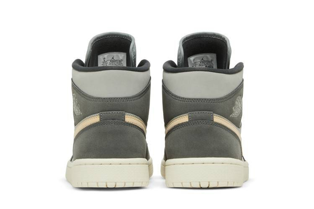 Кроссовки Jordan Air Jordan 1 Mid (Женская размерная сетка)