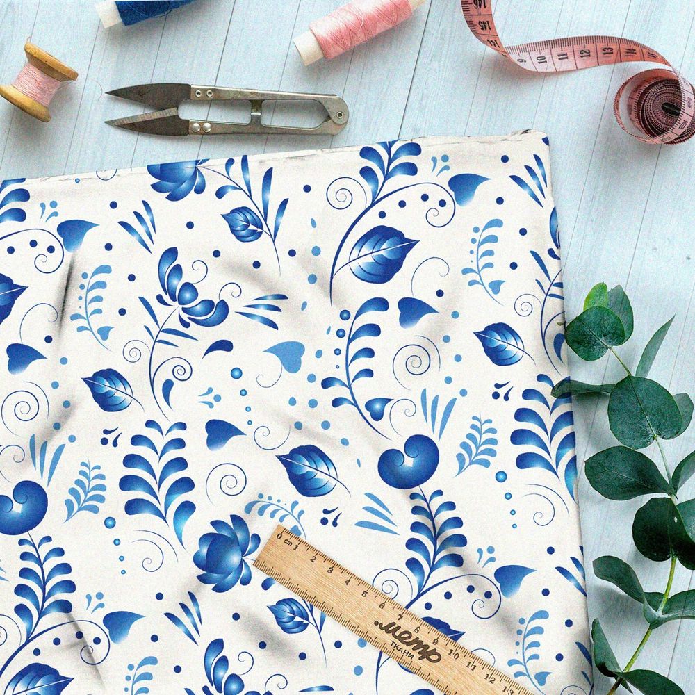 Ткань таффета редкая гжель на белом фоне