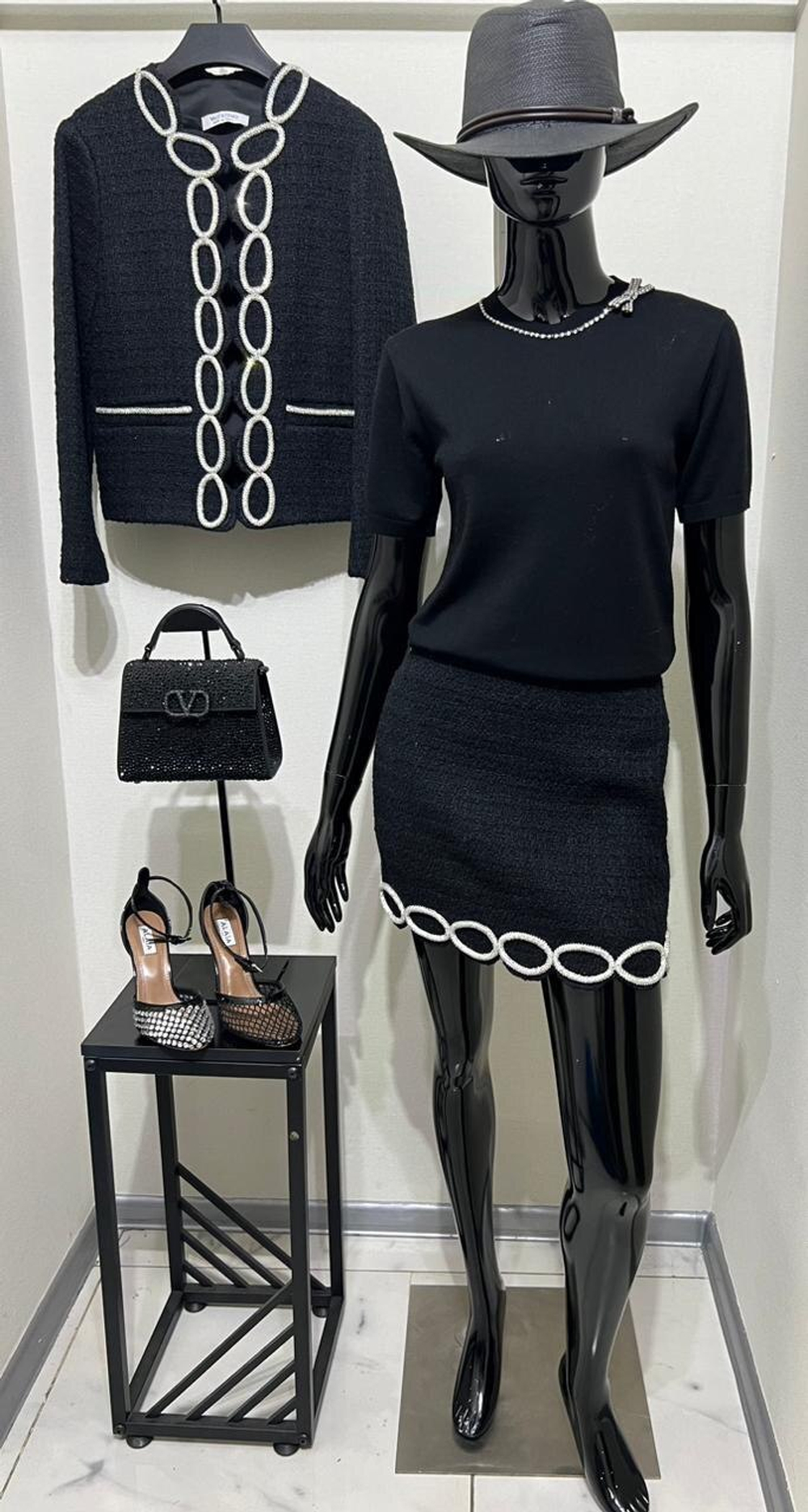 Костюм Valentino