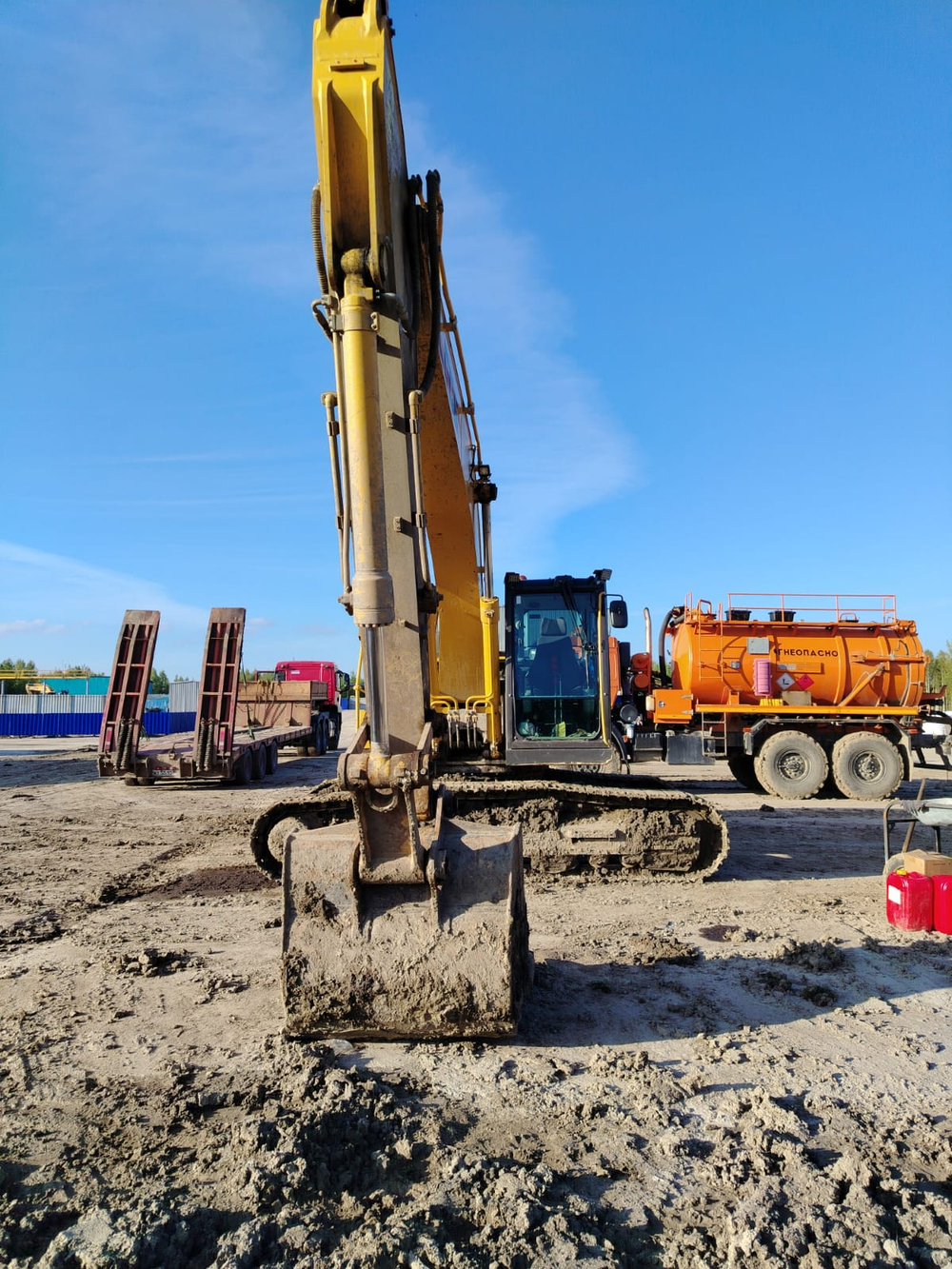 LGCE E6210 Экскаватор E6210HNLC (Дизельный, 6,1 л, 167 л.с., АТ)