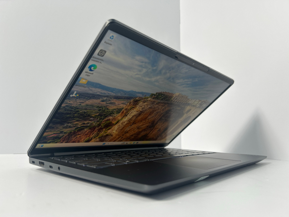 Ноутбук Lenovo IdeaPad 5 Pro Gen 6 (82L3002FRU) 14"/Intel Core i5-1135G7/RAM 16GB/SSD 1024GB/Intel Iris Xe Graphics/2240*1400/IPS/Windows 11/Подсветка кл-ры: LED/Чёрный. Состояние: B1