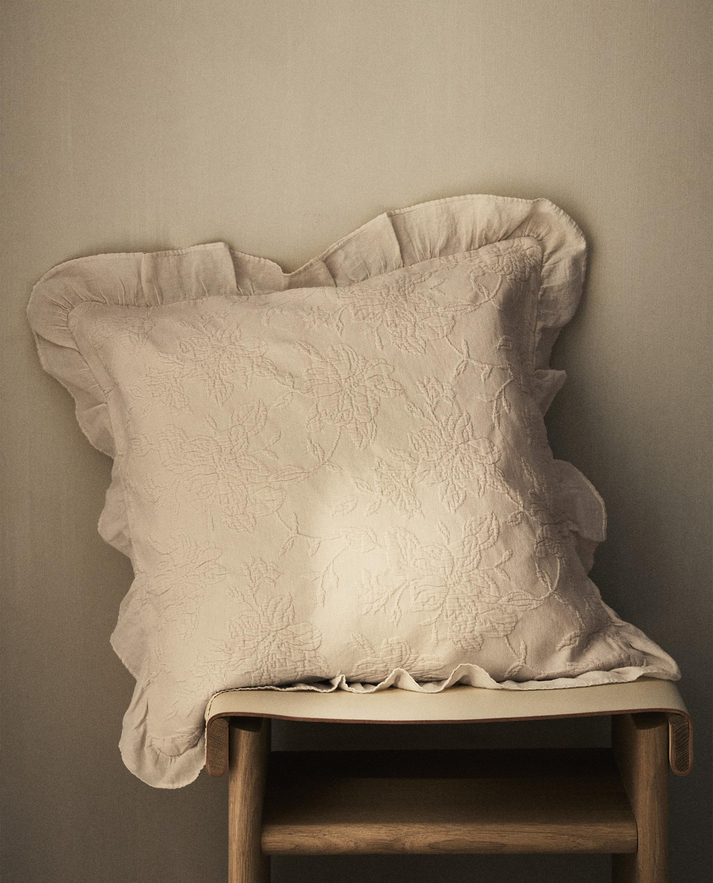 Zara Home наволочка декоративная из хлопка, зелёный · 2118/007