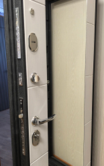 Форпост Эверест Зеркало