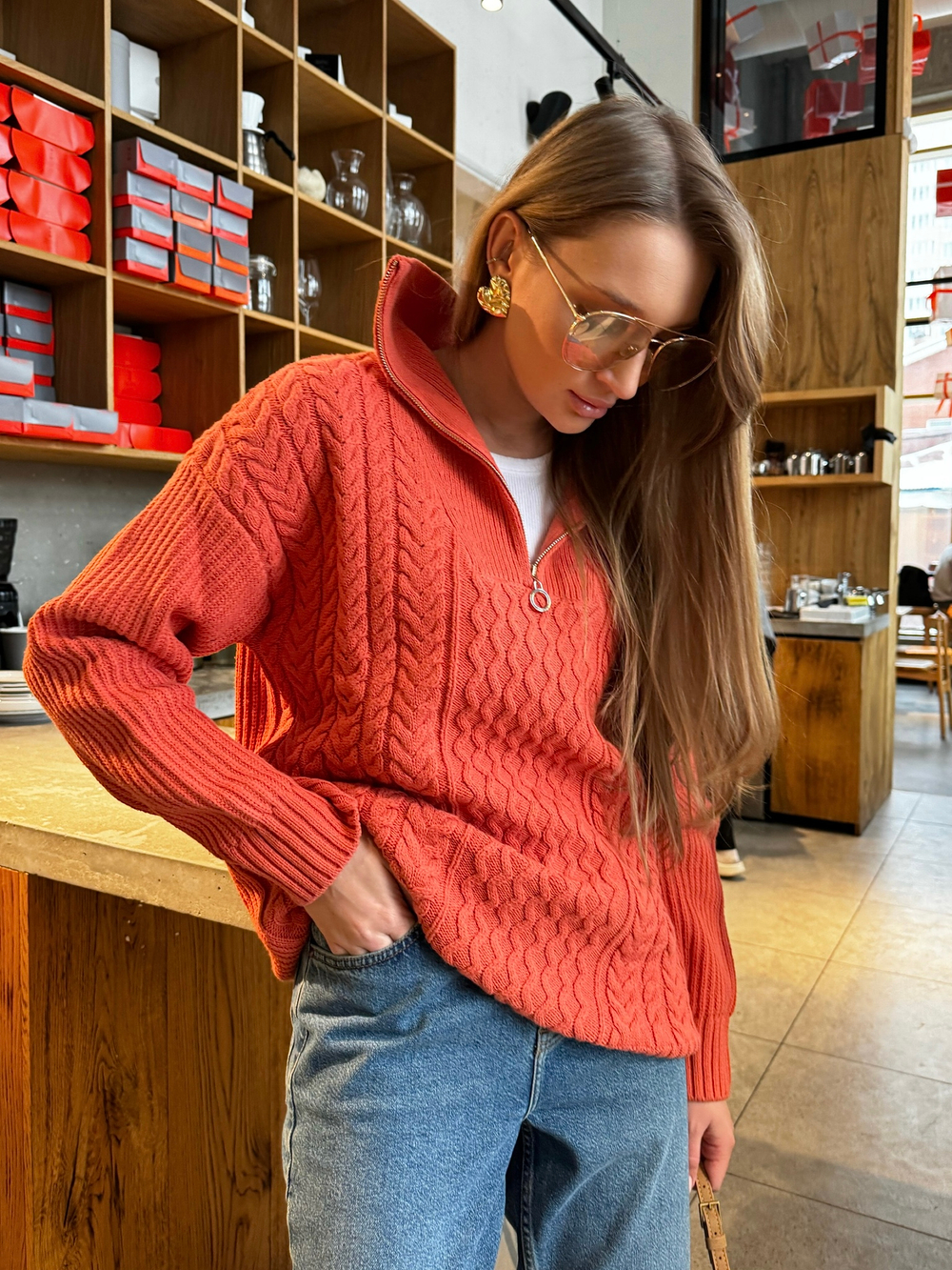 Теплый свитер из хлопка с акрилом