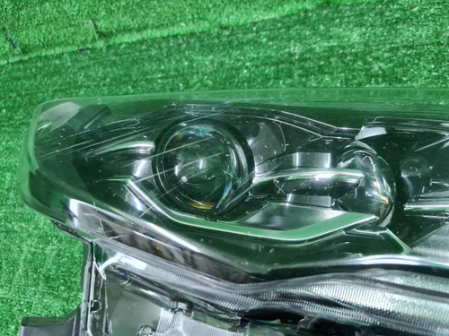 Фара правая Nissan X-Trail T32 (2017-2022) LED