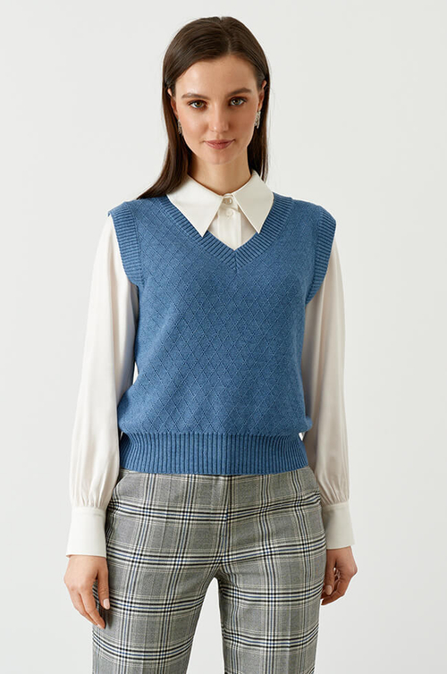 22742 Жилет женский (сине-голубой)