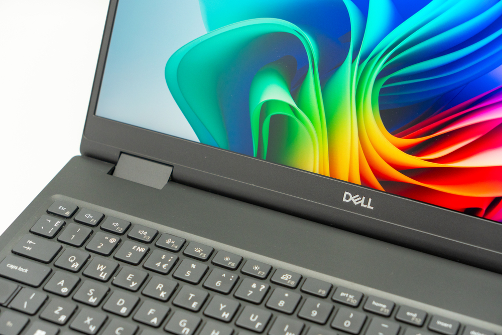 Ноутбук Dell Precision 5560 ( i9-12950HX / RTX A2000 )