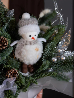 Новогодняя композиция Снеговичок