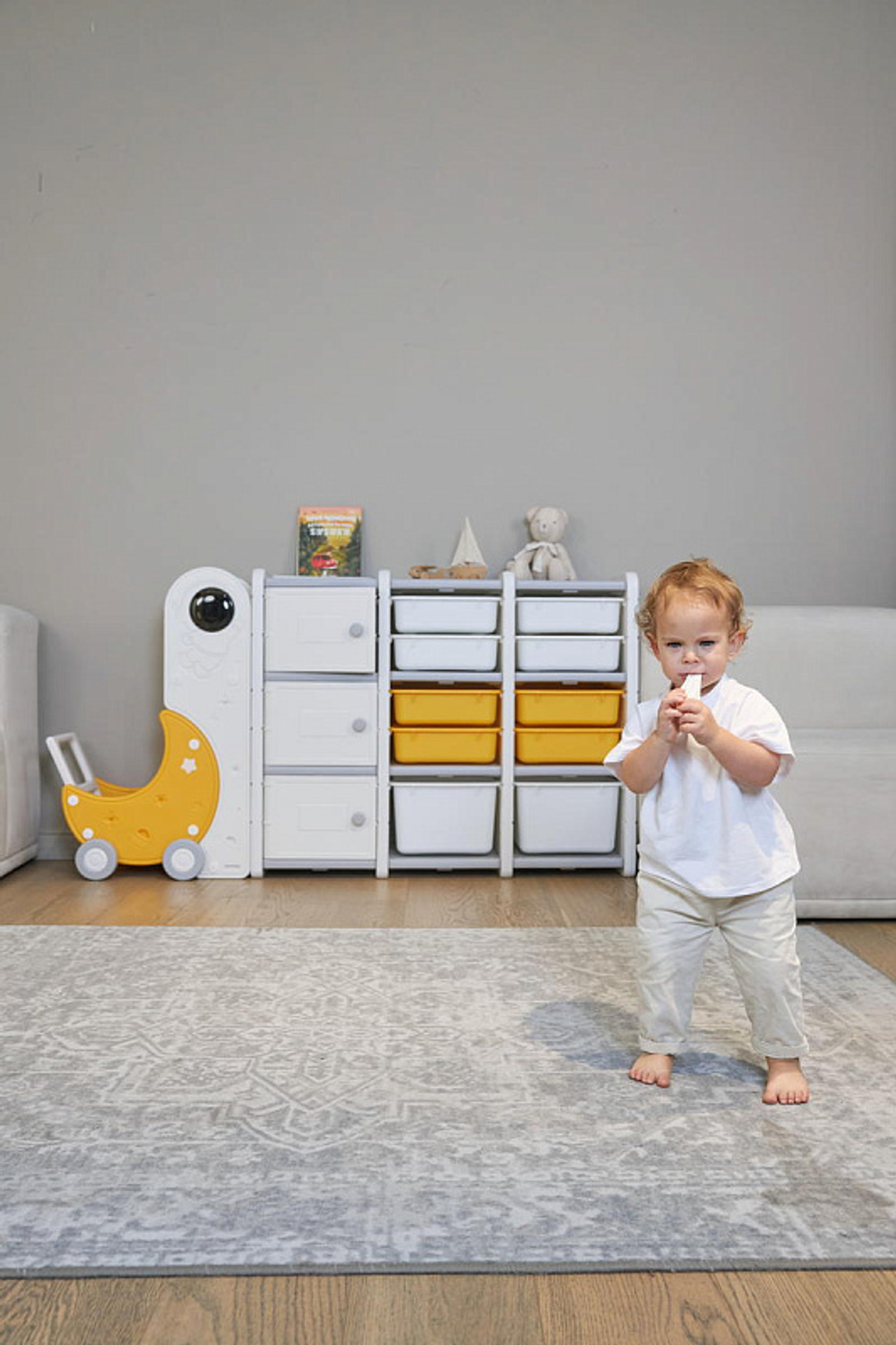 Стеллаж для игрушек UNIX Kids Moon 13 (3 полки + 10 ящиков) желтый/белый