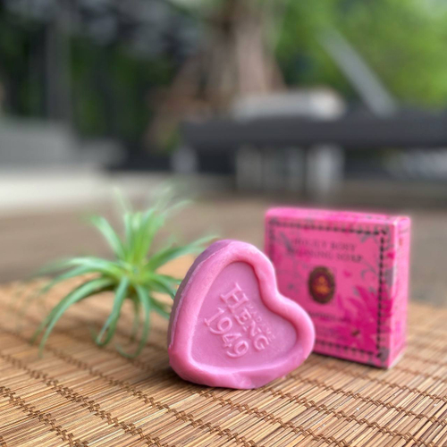 Мыло с экстрактом розы и медом Holily Rosy Relaxing Soap Aromatherapy Madame Heng