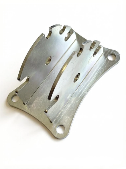 Фланец "Ежик" оцинковка для транцевых колес на лодоку с НДНД, 1шт