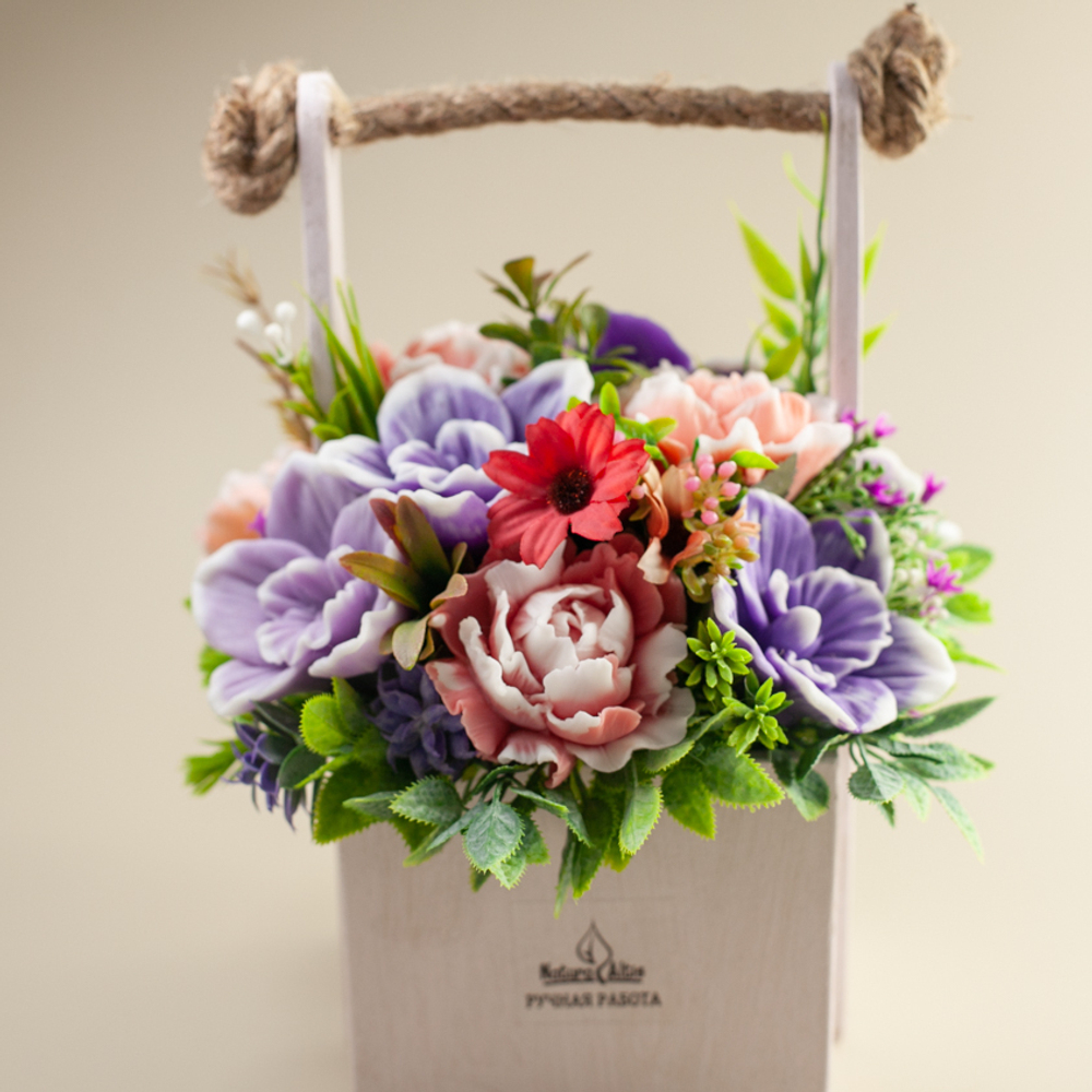 Орхидеи и пионы