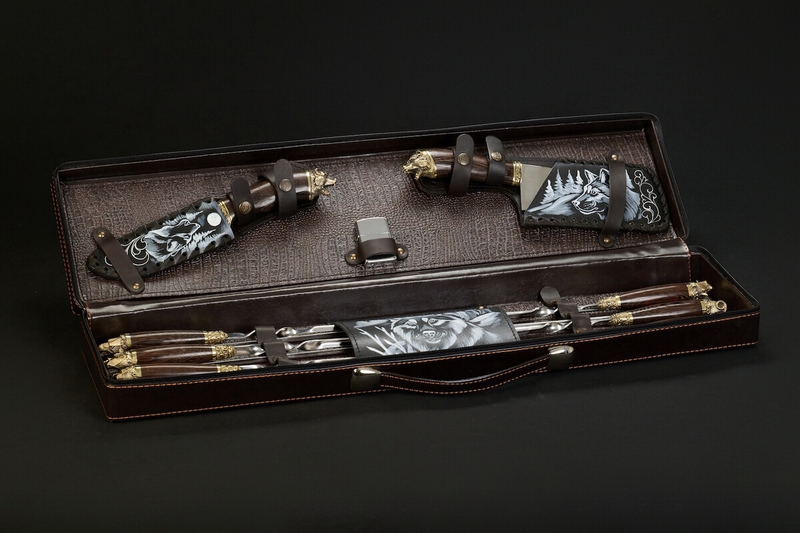 Подарочный набор шампуров в кейсе "Волк №3"