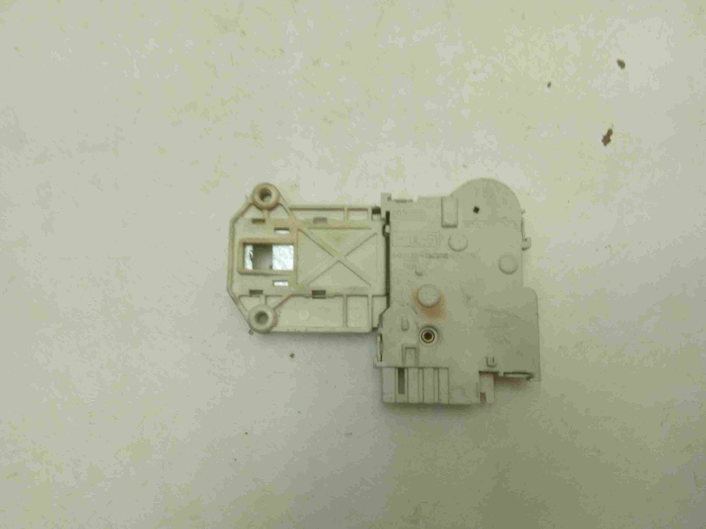 EWF1025 кт207 Блокировка люка для стиральной машины Electrolux 124967512 б/у