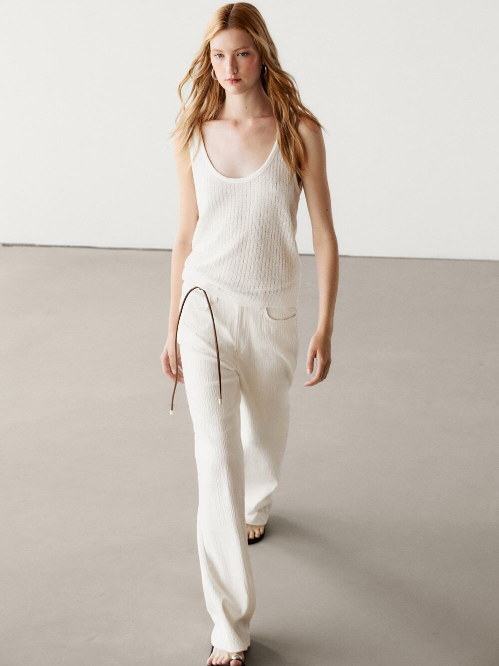 Massimo Dutti Топ с горловиной в рубчик и бретелями, натуральный, кремовый