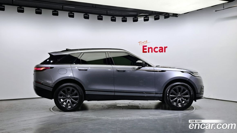 Land Rover Range Rover Bella 2.0 P250 R-Dynamic SE (02.2023)