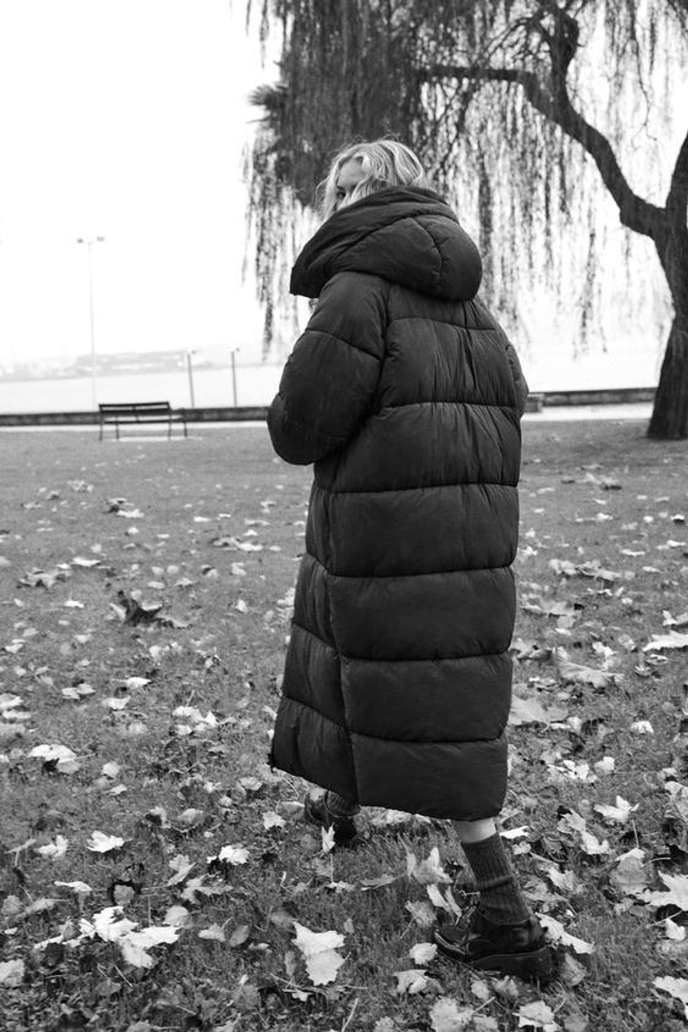 WATER AND WIND PROTECTION LONGLINE HOODED DOWN JACKET
