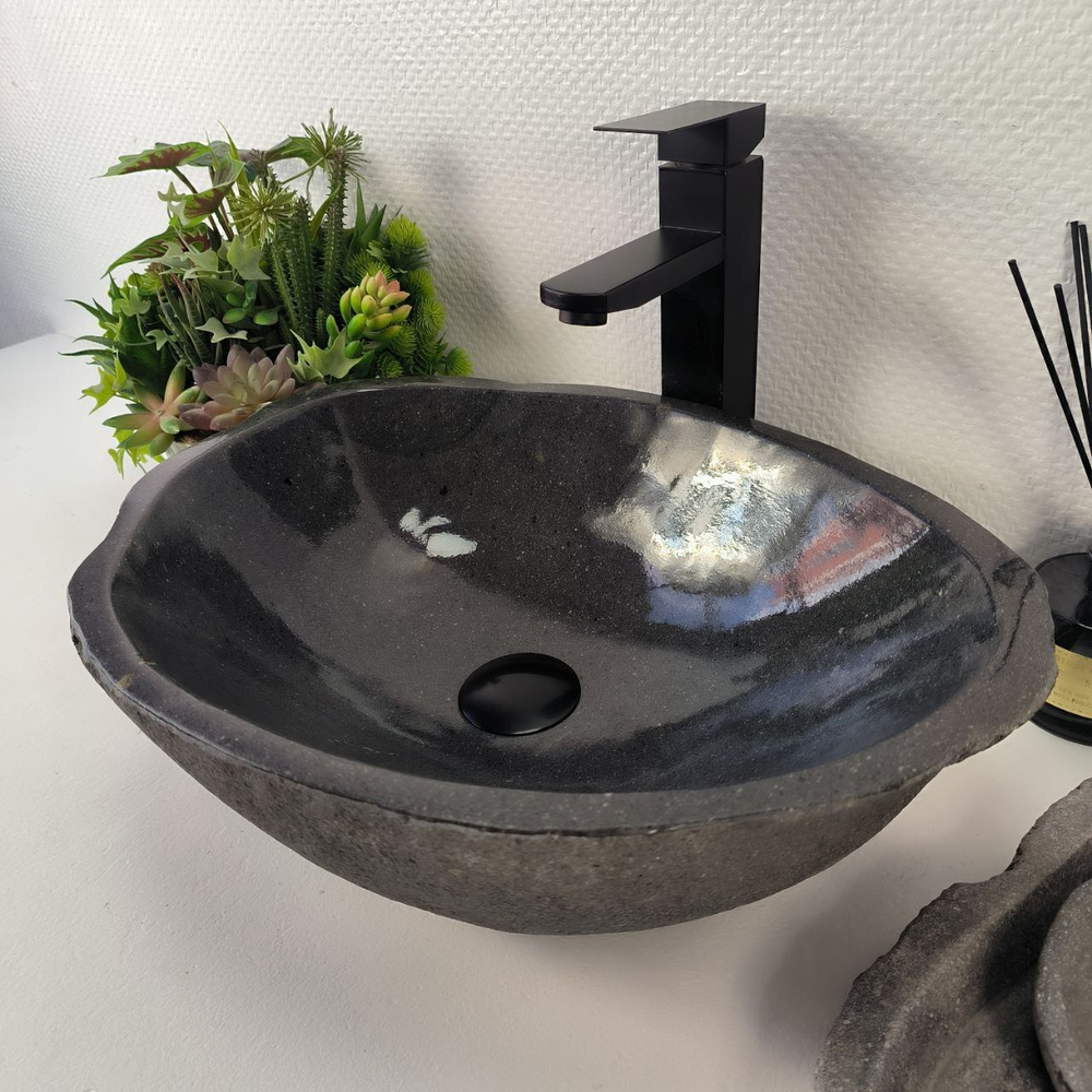 Раковина из речного камня RS-64878 47*36*14 0856