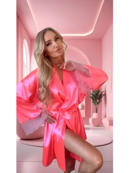 Халат с кружевом