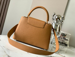 Louis Vuitton Capucines MM