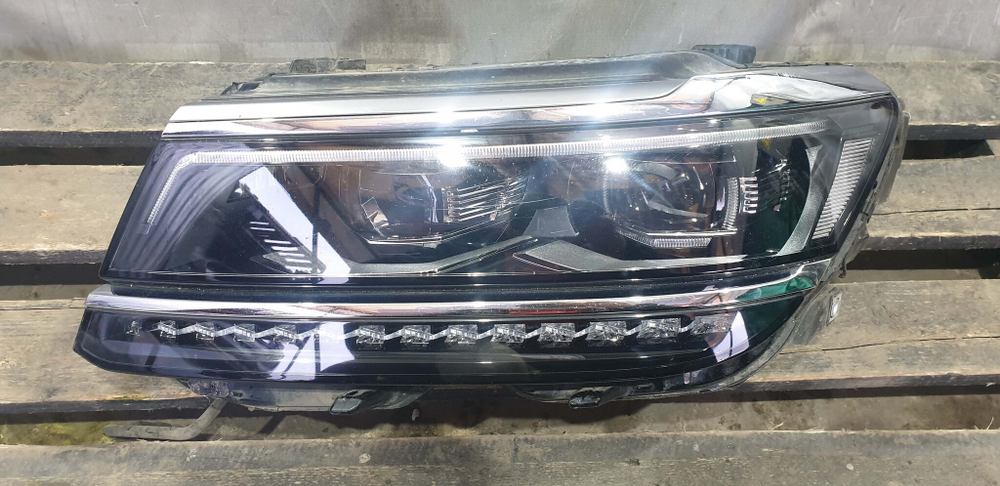 Фара левая Full Led Volkswagen Tiguan 2 16-20 Б/У Оригинал 5nb941081a