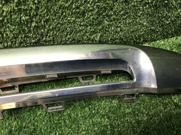 Молдинг перед. бампера Mercedes GLS x167 19-24 AMG