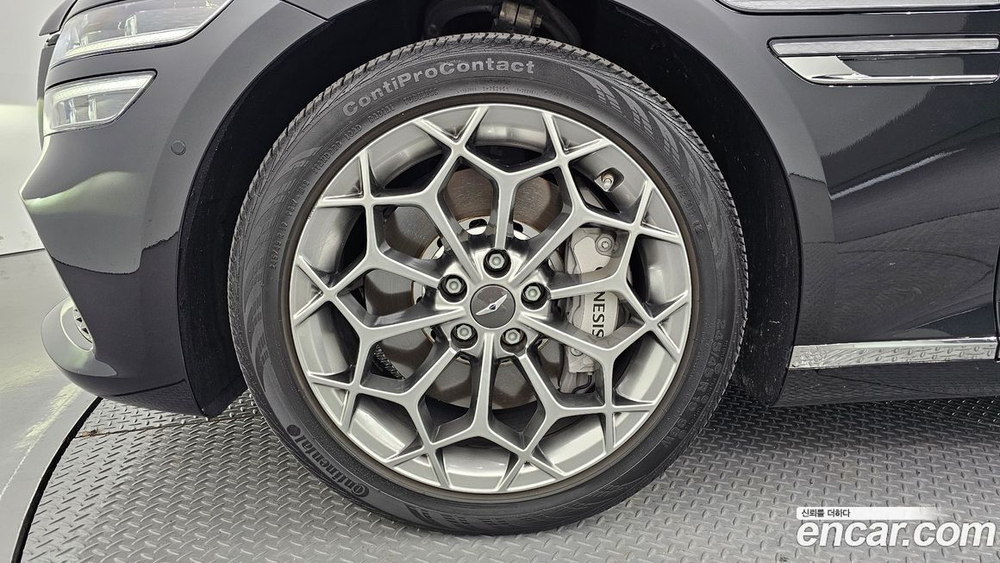 Genesis G80 (RG3) Бензин 2.5 Turbo AWD (06.2022)