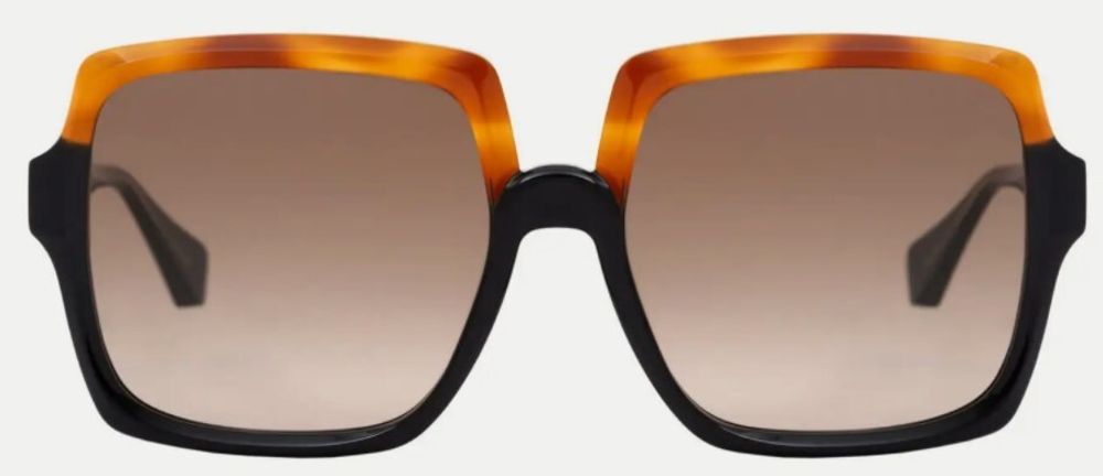 VIVIENNE 1