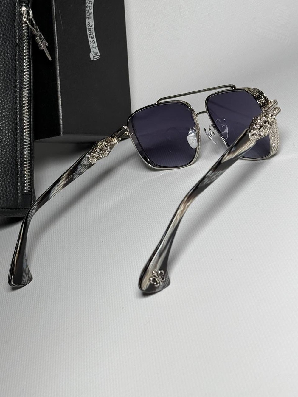 Солнечные очки Chrome Hearts