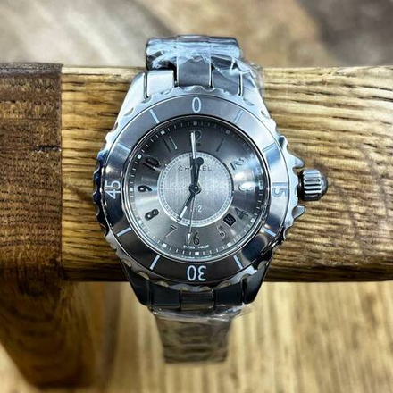 Часы CHANEL
