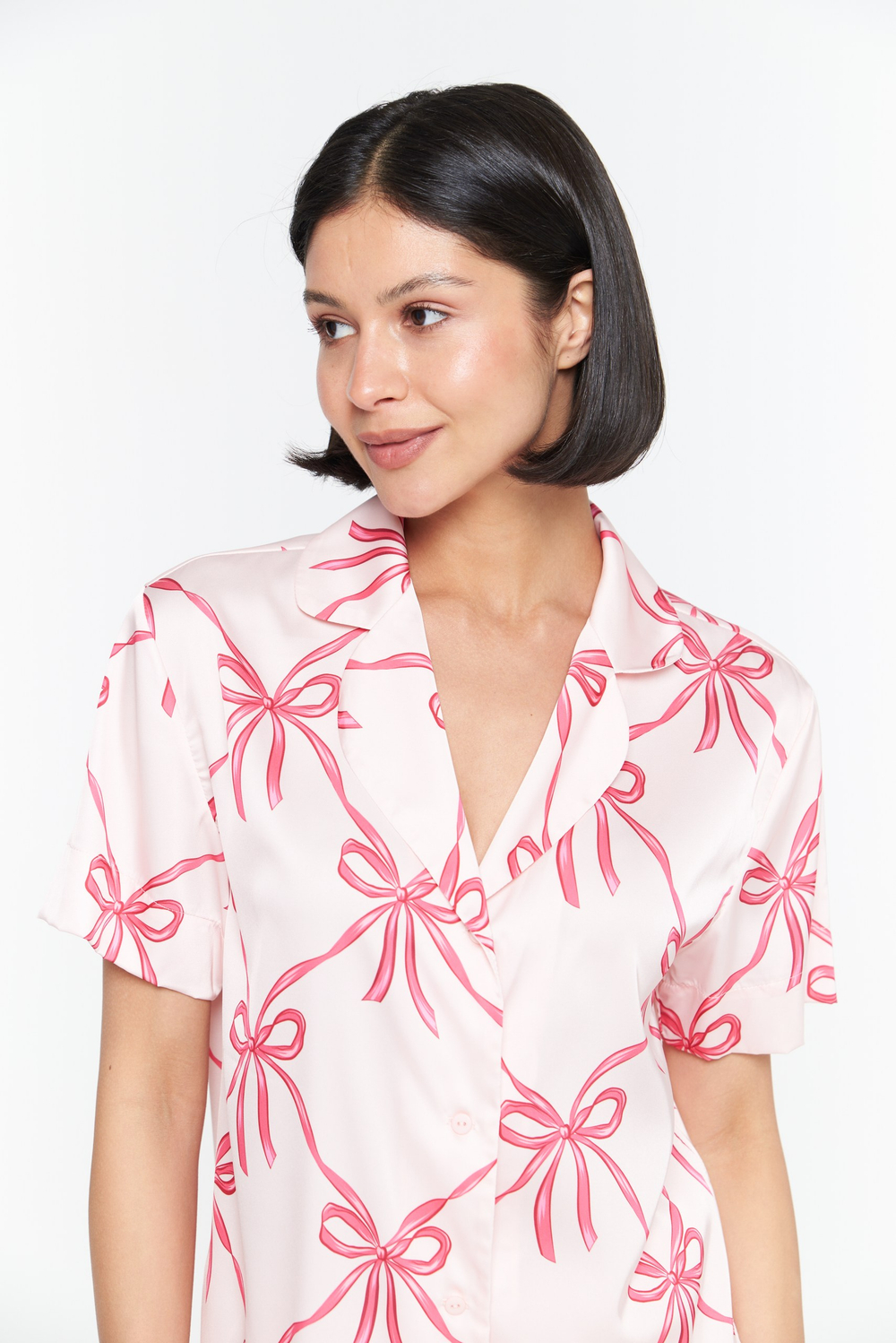 Шелковая пижама с бантиками