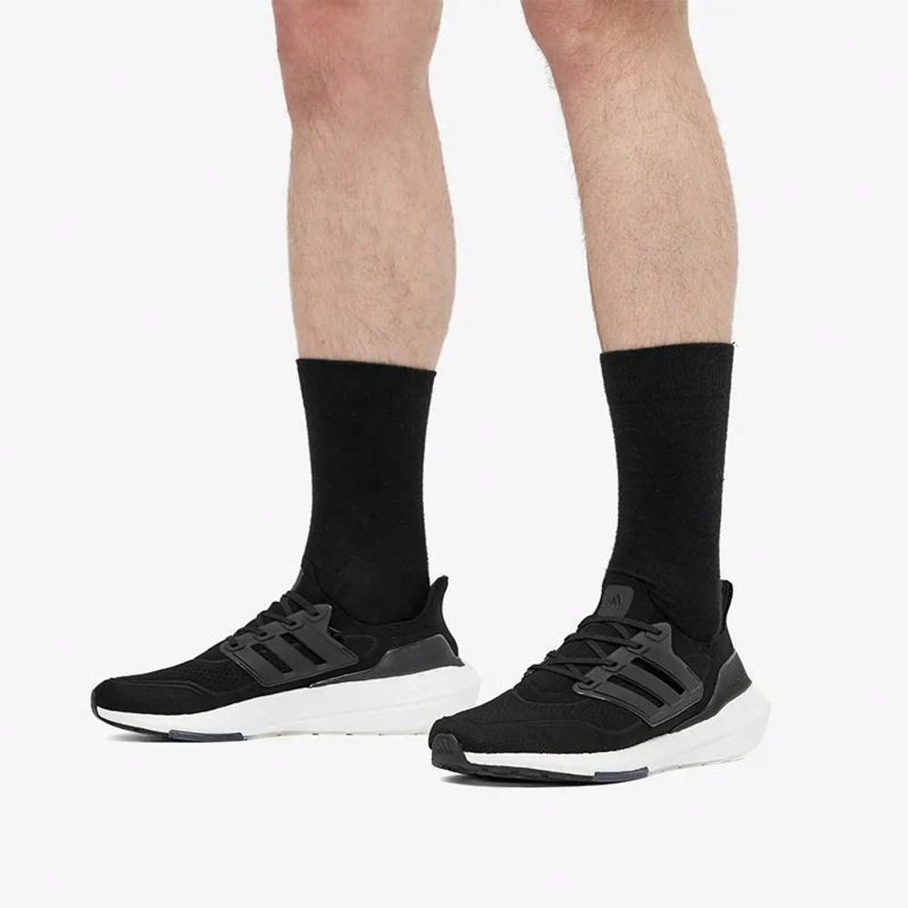 Кроссовки Adidas Ultraboost 21