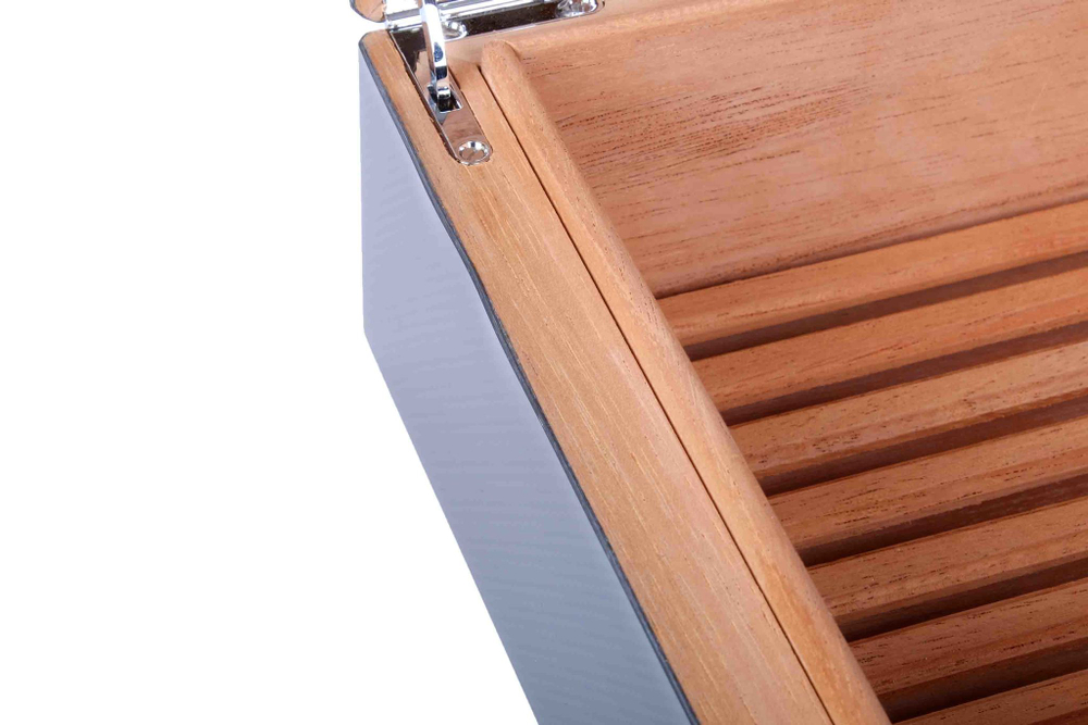 Хьюмидор Howard Miller Карбон на 40 сигар УЦЕНКА