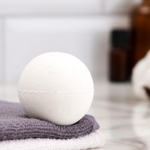 Бомбочка для ванны из персидской соли с ароматом персика - 140 гр.