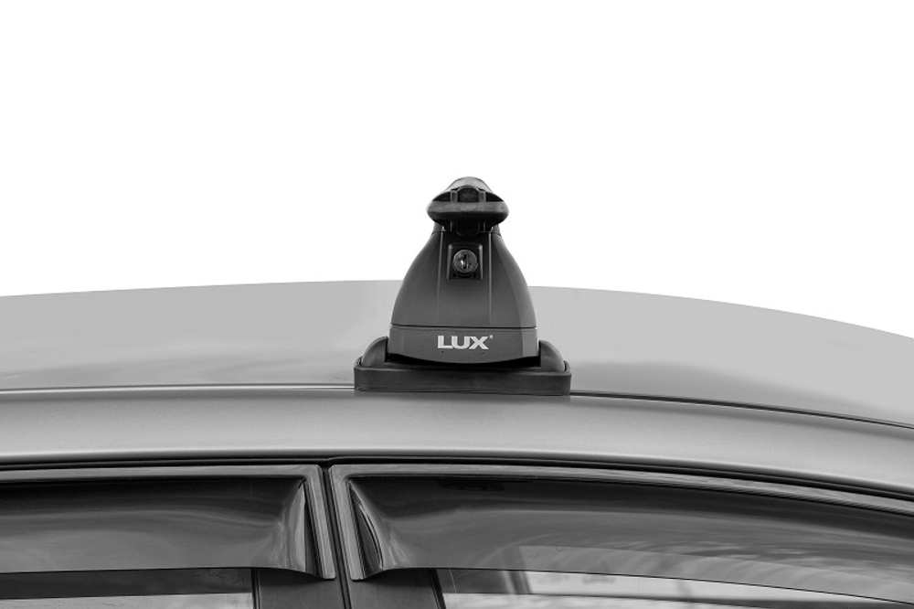 Багажная система LUX с дугами 1,1м аэро-классик (53мм) для Mazda хэтчбек 5д 2007-2014