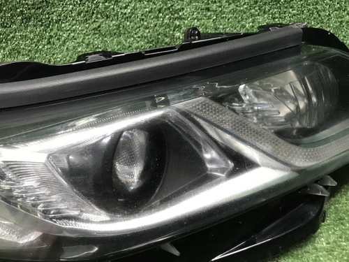 Фара правая Toyota Camry xv70 (2017-н.в.) LED