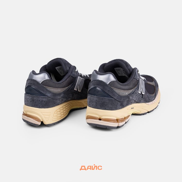 Кроссовки New Balance 2002R 