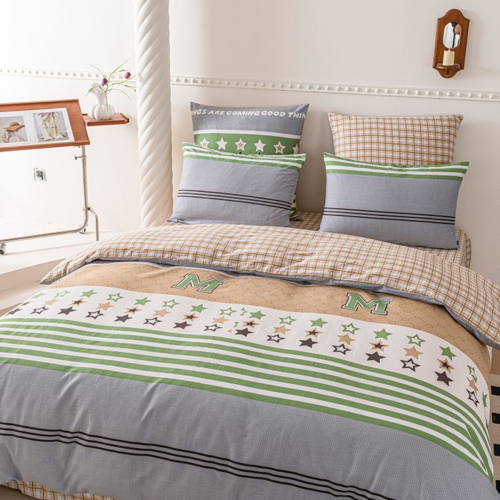 Комплект постельного белья на резинке Люкс Сатин 100% хлопок «Звёздные сны»