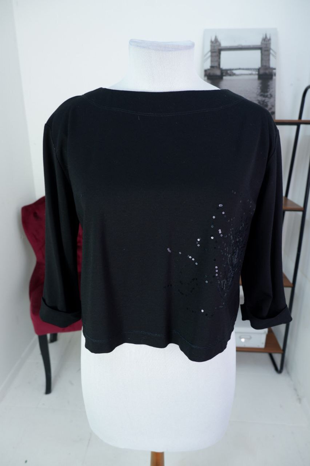 Блузка ELIS стильная с интересной спиной 44 размер