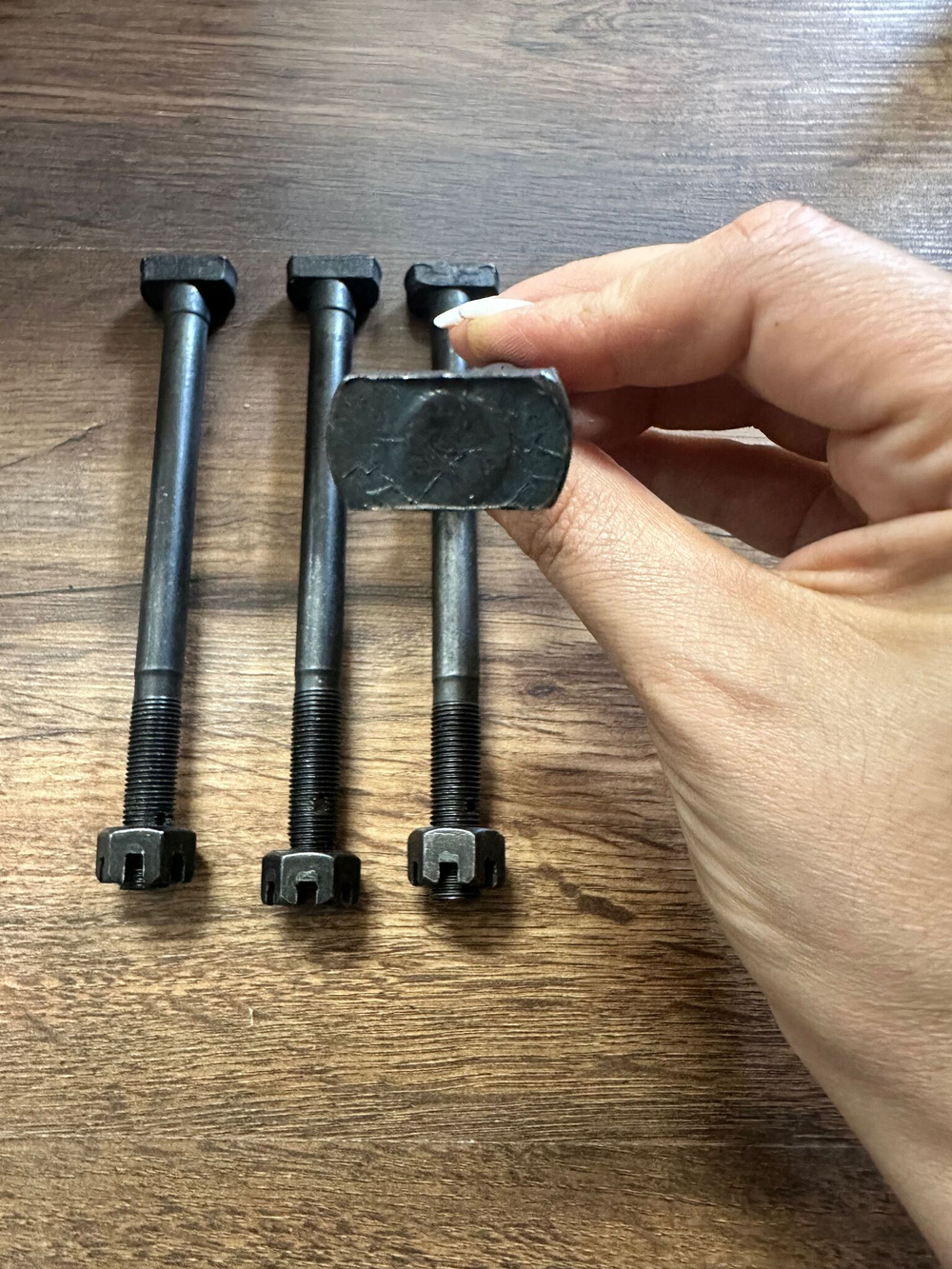 Болт регулир. корзины сц. Т-40, 1 шт.