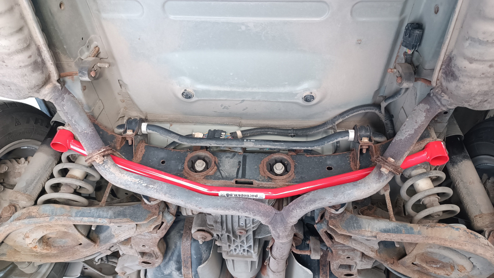 Распорка задняя нижняя для Сhevrolet Captiva и Opel Antara (ПОД ЗАКАЗ)