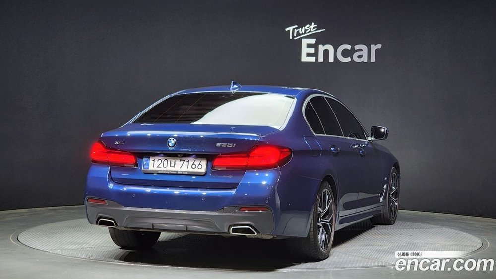 BMW 5 Series (G30) 530i xDrive M Sports (03.2021)