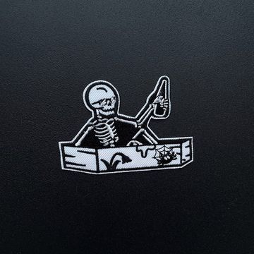 Нашивка термоаппликация на одежду и  на рюкзак. Скелет с бутылкой