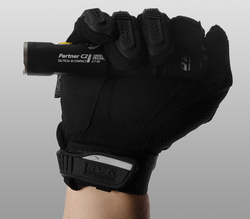 Тактический фонарь Armytek Partner C2 Pro (тёплый свет) - фото 4