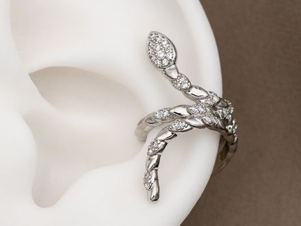 Кафф "Змейка" со стразами