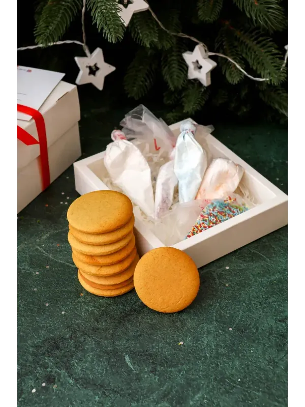 Набор имбирных пряников для росписи, 9 шт.